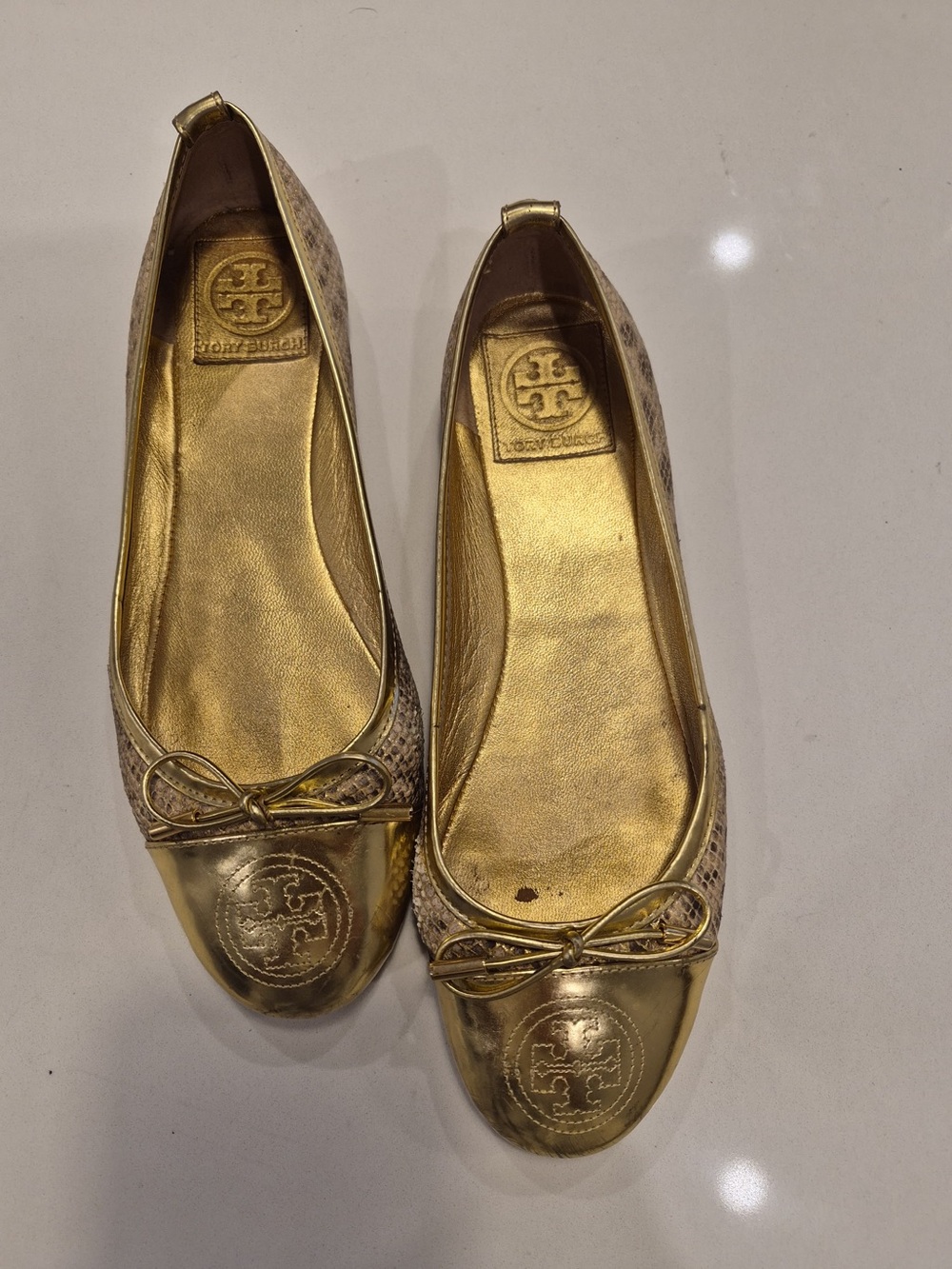 Tory Burch Metallic Gold Logo Cap-Toe Ballet Flats size 8.5